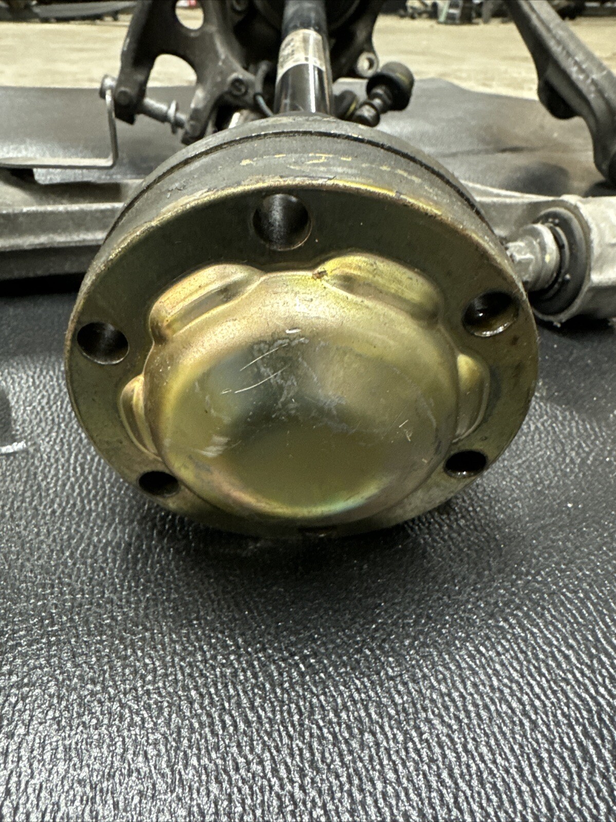 Maserati GranTurismo 2008 REAR+LEFT Steering knuckle