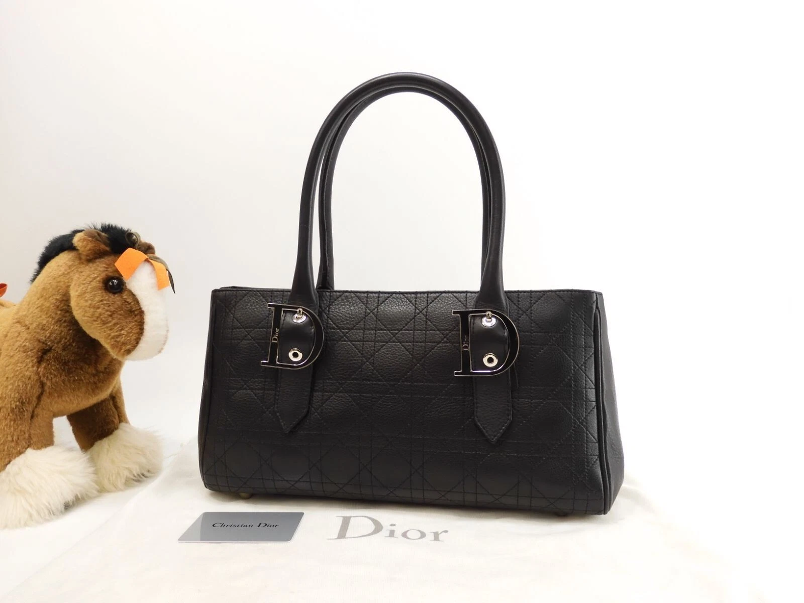 Sac à main Christian Dior femme cuir noir cannage fourre tout OCCASION 202501M