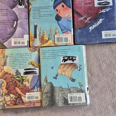 Akiko Book Lot of 5 Mark Crilley Chapter Books Kids Sci-Fi Adventure Ex-Lib
