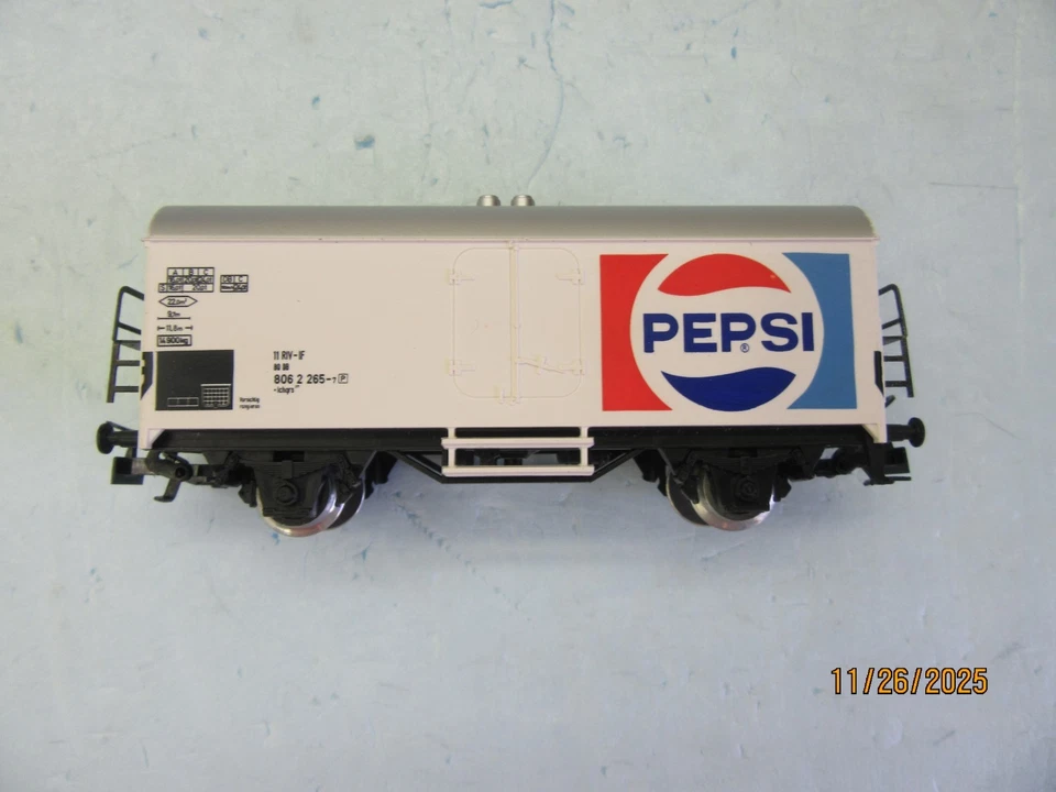 HO - Marklin 4419 Box Car "PEPSI" of the DB - NIB - Image 2 of 4