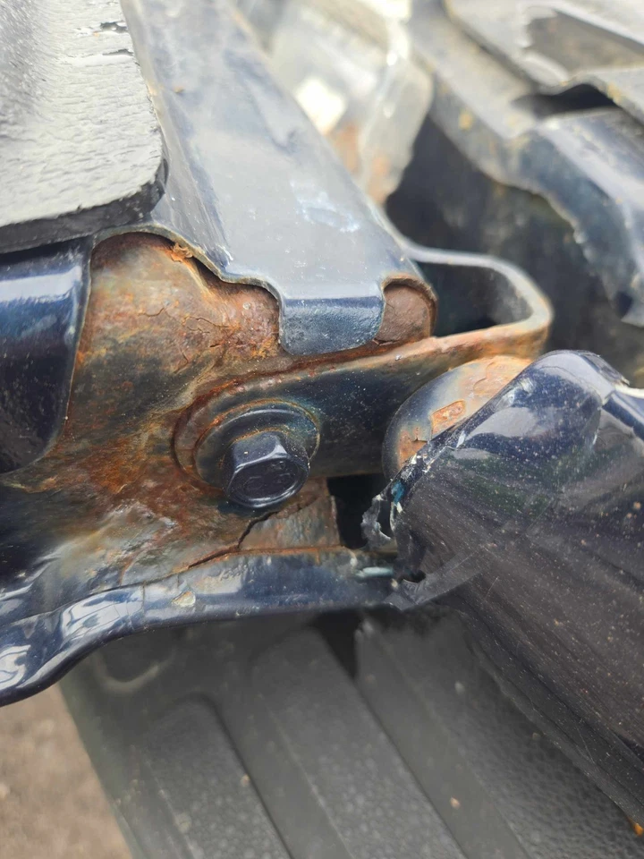 Trunk/decklid/hatch/tailgate CHEVY SILVERADO 2500 99 00 01 02 03 04 05 06 07 - Imagem 3 de 4