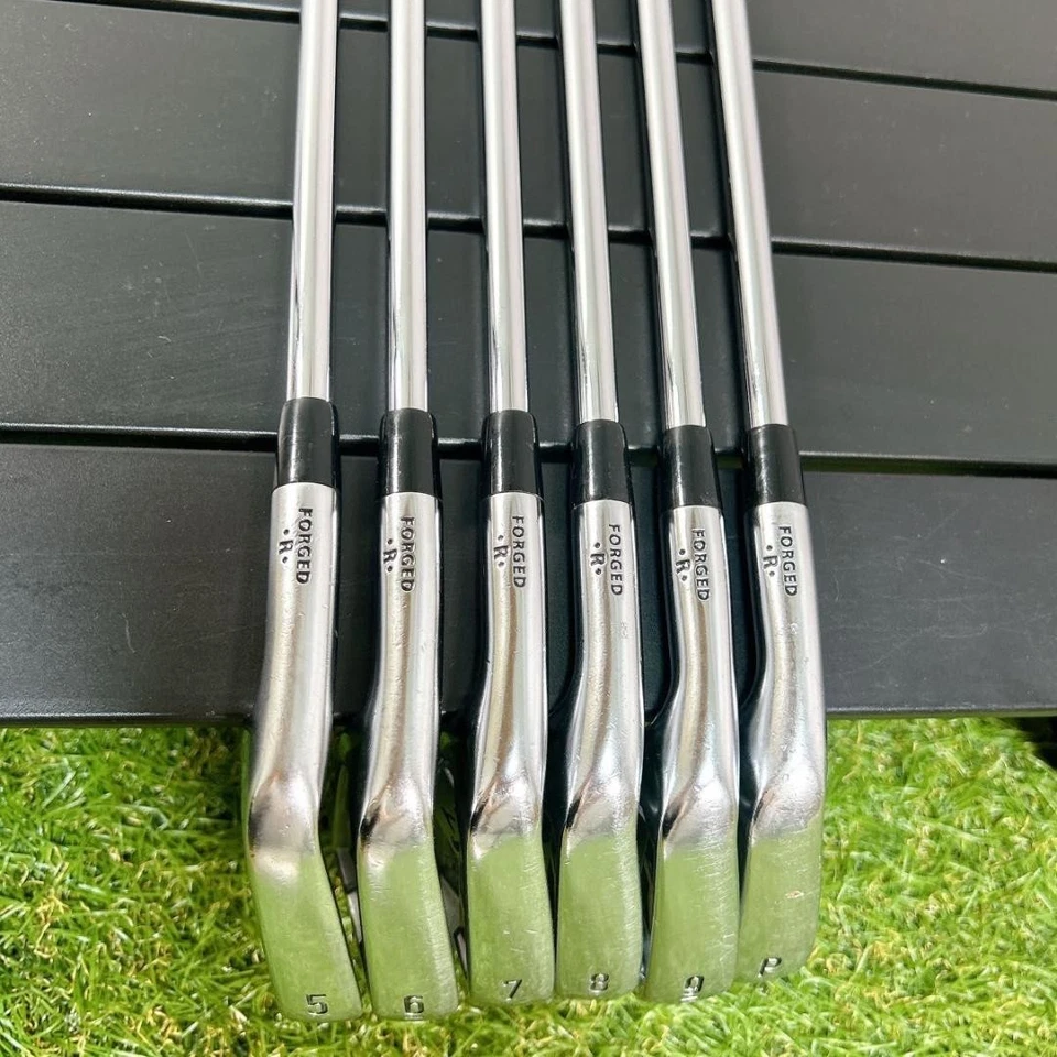 Callaway RAZR Iron Set 6pcs 5-PW Project X 6.0 Flex S Left-Handed - Image 4 of 4