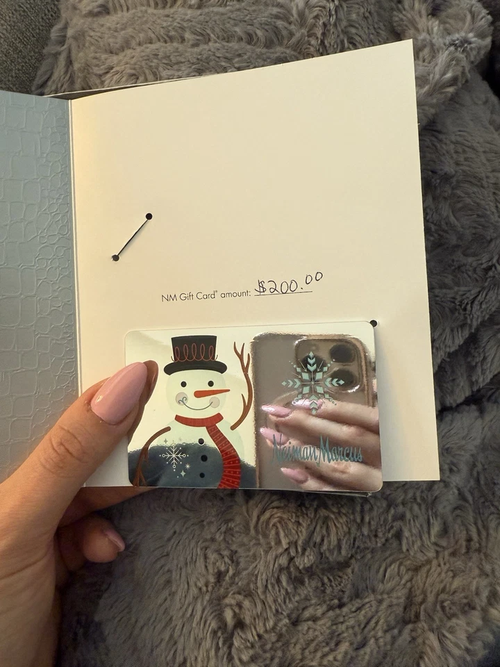 Tarjeta regalo Neiman Marcus $200 Foto 3 de 3