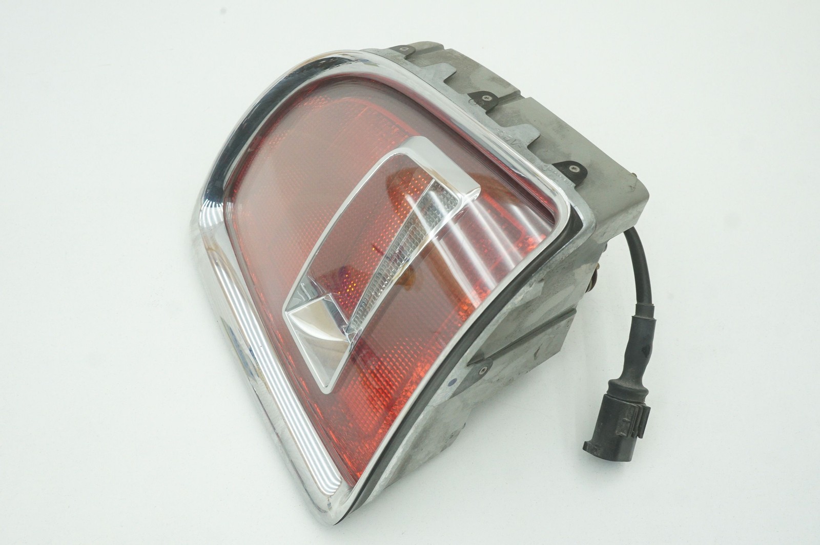 Rear Right Tail Light Lamp Assembly OEM 63210304318 Rolls Royce Phantom Vii 2006