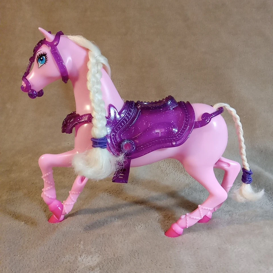 Barbie Princesas Caballo Rosa Con Riendas de Sillín Mattel 2010 Foto 2 de 4