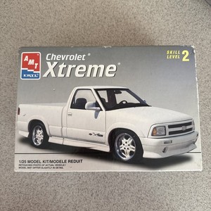 No351ミニカー1/24箱あり2002 CHEVY S-10 XTREME DUB City - Chevy S-10 Xtreme (2002, 1:24, KMC) - Toy Wonders, Inc.