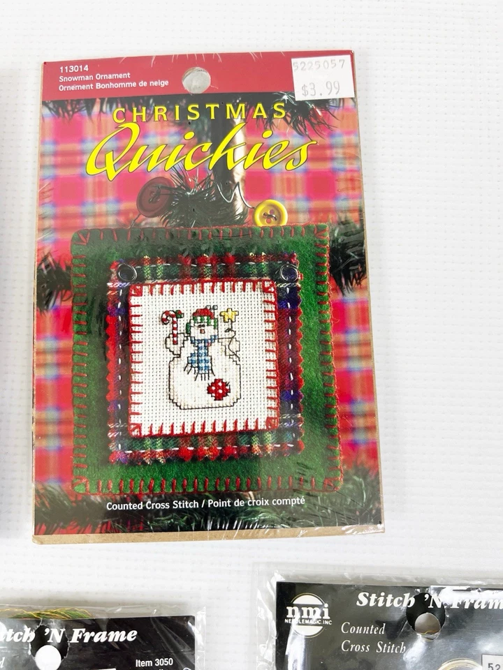 Lote de 5 kits de adornos de punto de cruz contados de Navidad muñeco de nieve oso de peluche Santa Foto 3 de 4