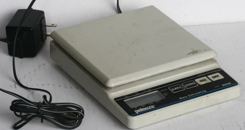 PELOUZE Digital Postal Scale PE5R 5 lb Pound Capacity lb/kg or oz/gram WORKS.