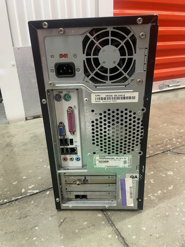 eMachines T1742 (40GB, Intel Celeron, 1.7GHz, 128MB) PC Desktop - T1742 - Image 4 of 4