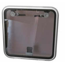 Bootsluke Bavaria Decksluke  TB 556x556 Boot Lewmar Boot