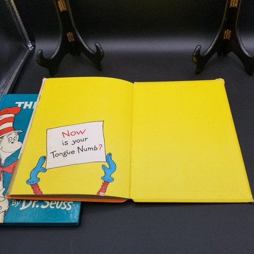 2 Dr. Seuss Books The Cat in A Hat & Fox in Socks Hardcover I Can Read Myself - Foto 17 di 19