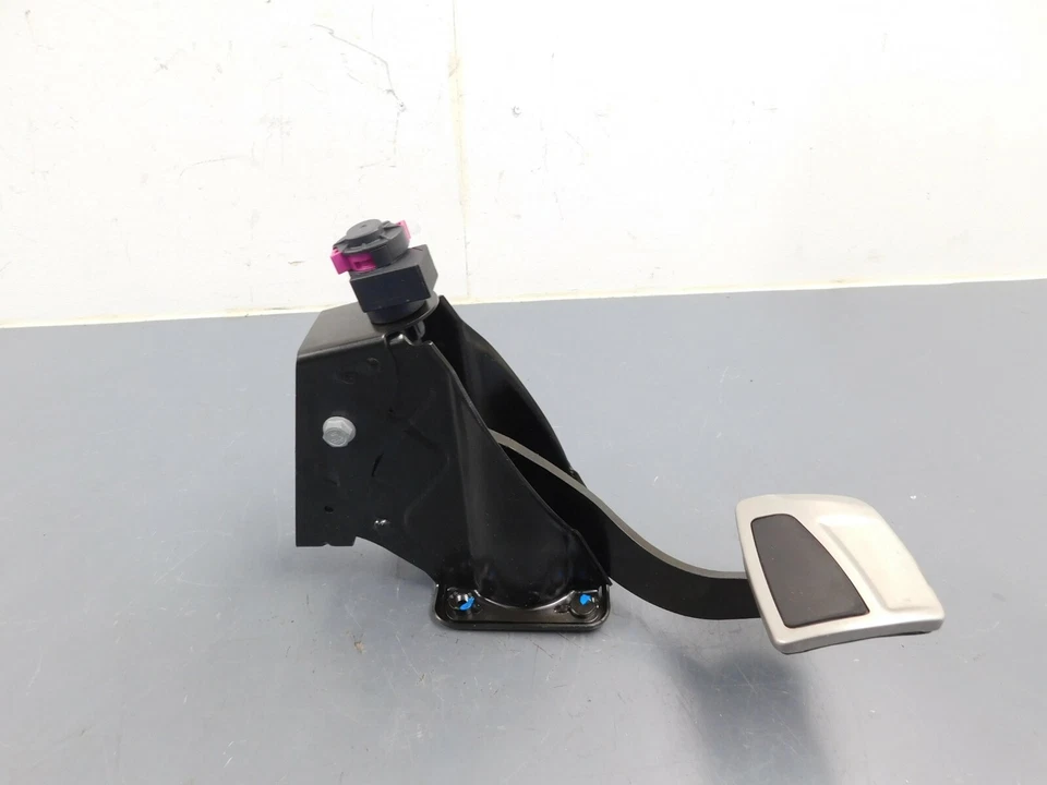 Conjunto de pedal de freno Lamborghini Aventador S LP740-4 2018 #6651 Z1 Foto 3 de 4