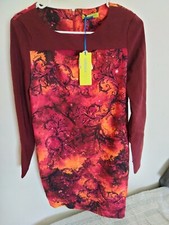 Vestido de mujer nuevo Versace jeans new talla 38 Eur. 