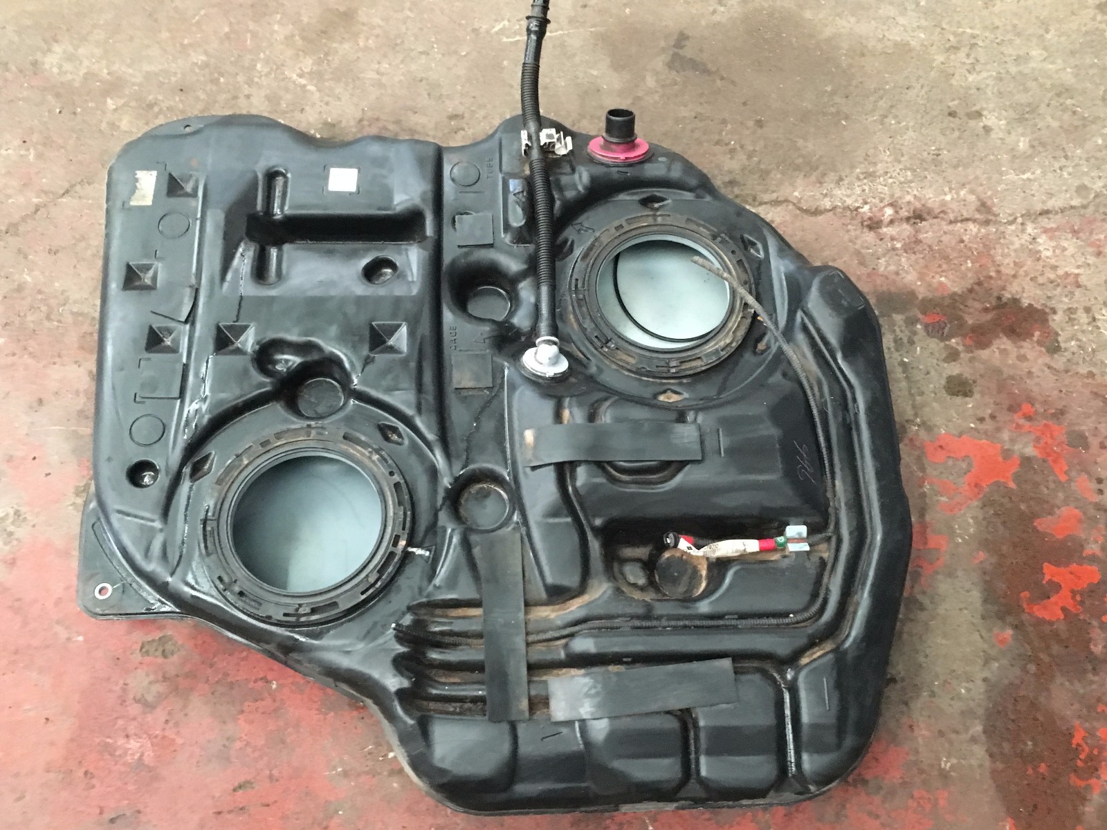 Toyota IQ 2010 1.0 Petrol Fuel Tank 77111-0bn00 09-2017 for sale online ...