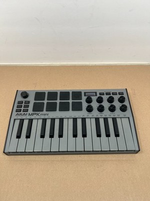 Akai Professional MPK Mini Play MK3 Electronic Keyboard Gray 25-Key Controller