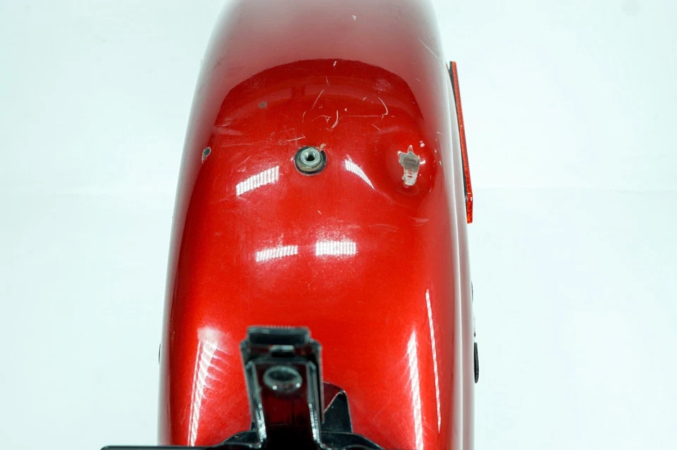 Guardabarros trasero Harley Sportster Hugger XL883 98 ABOLLADO y luz trasera de freno 1343 Foto 4 de 4