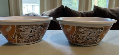 Set of 2 Kellogg s NEW Cereal Bowls Glow in the Dark Frosted Mini Wheats 2016