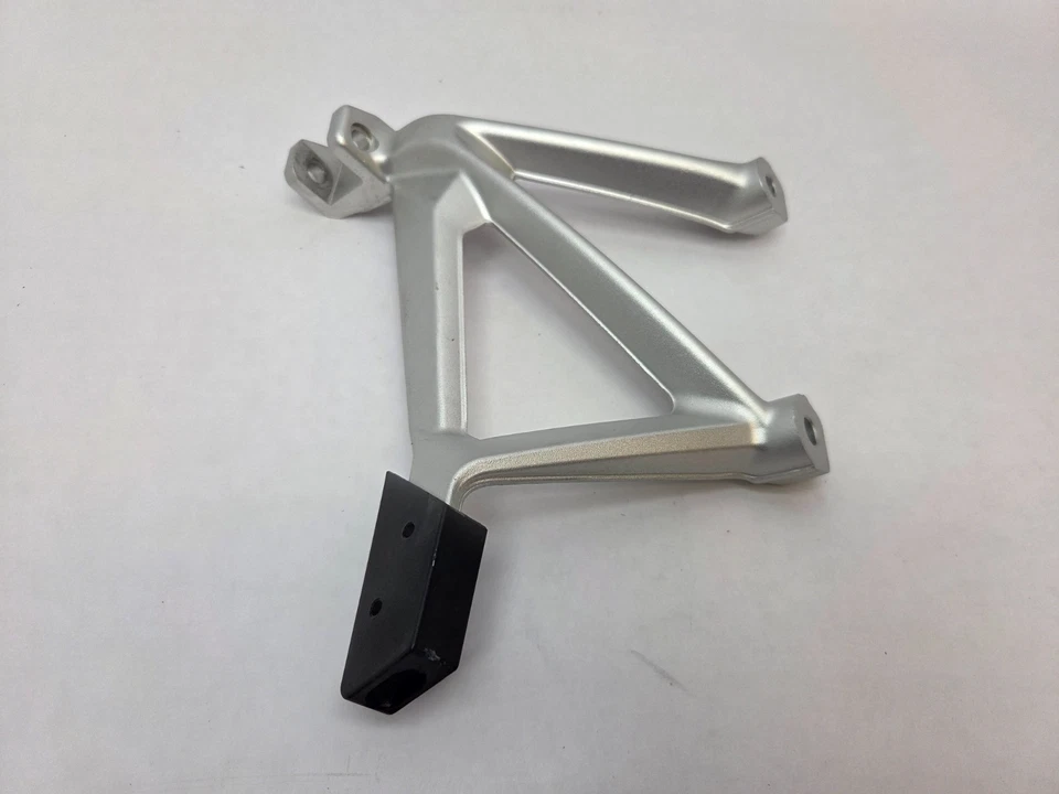 Soporte de clavija trasera izquierda original OEM BMW R1200GS 8537907 Foto 2 de 4