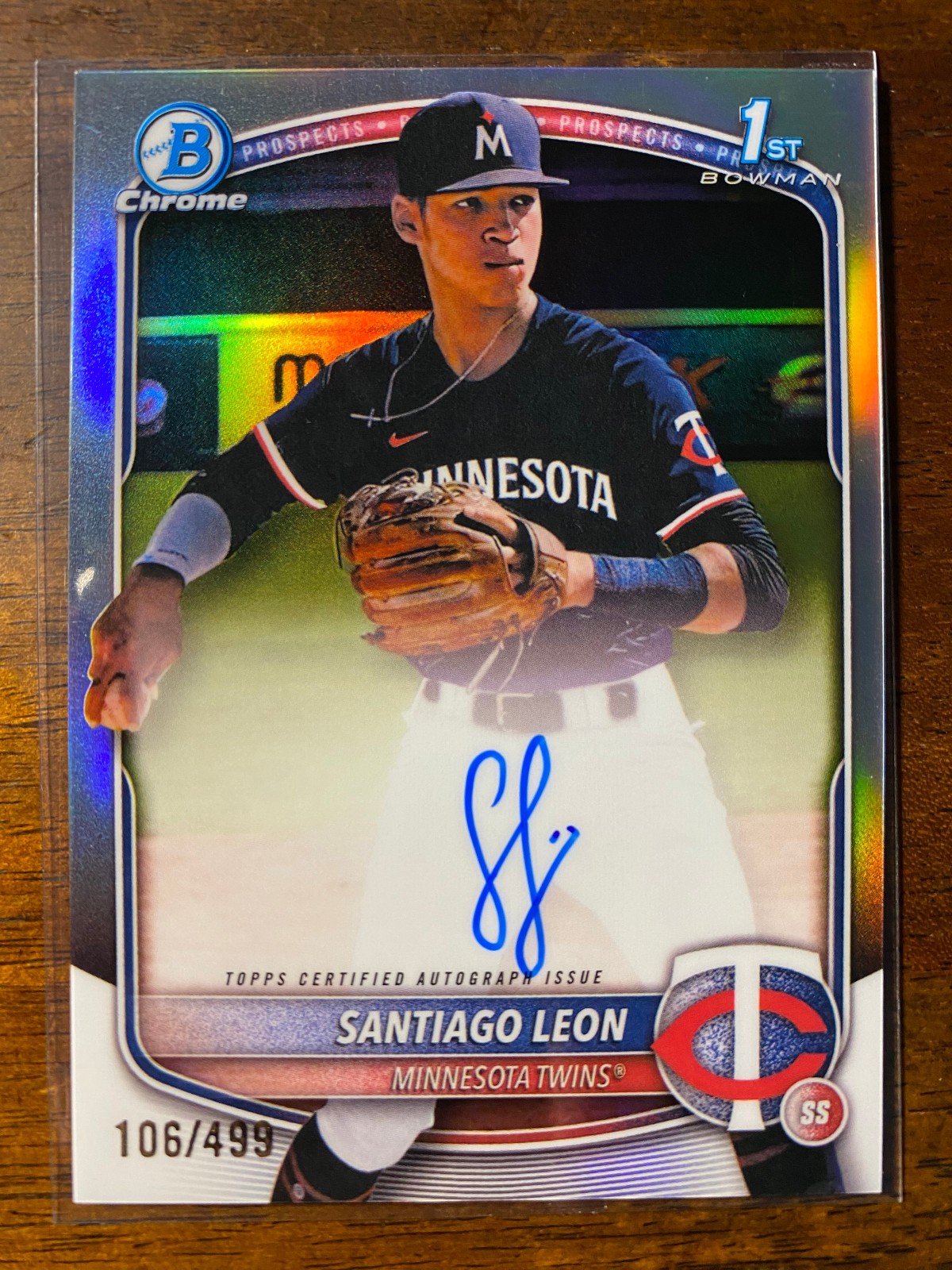 2025 Bowman Chrome Santiago Leon #CPA-SL 1st Prospect Refractor Auto /499