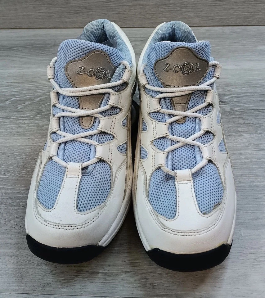 Zapatos deportivos cómodos Z Coil para mujer blancos azules 8 mallas con cordones Foto 2 de 4