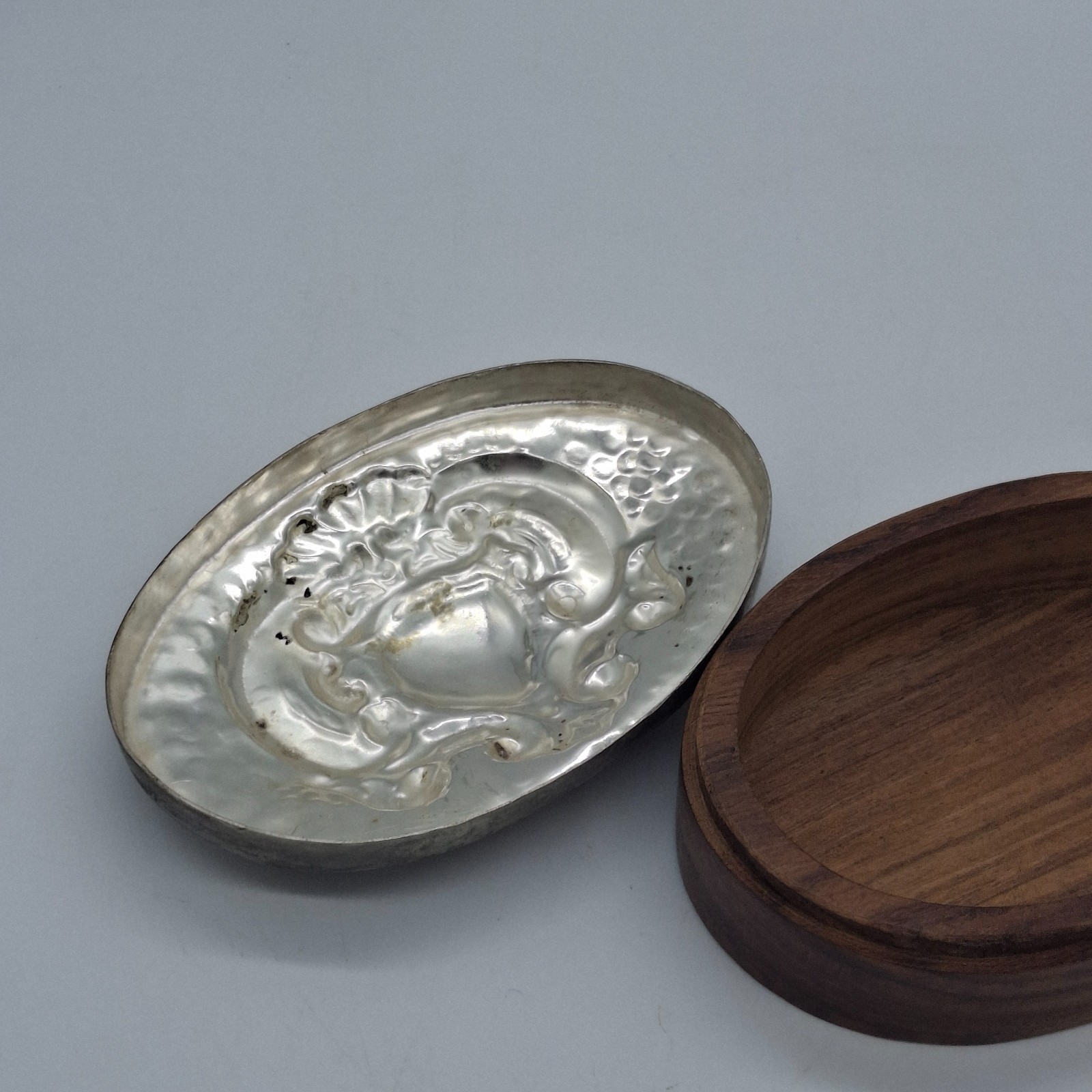 Vintage SIA Silver Plate Topped Wooden Trinket Box image 5