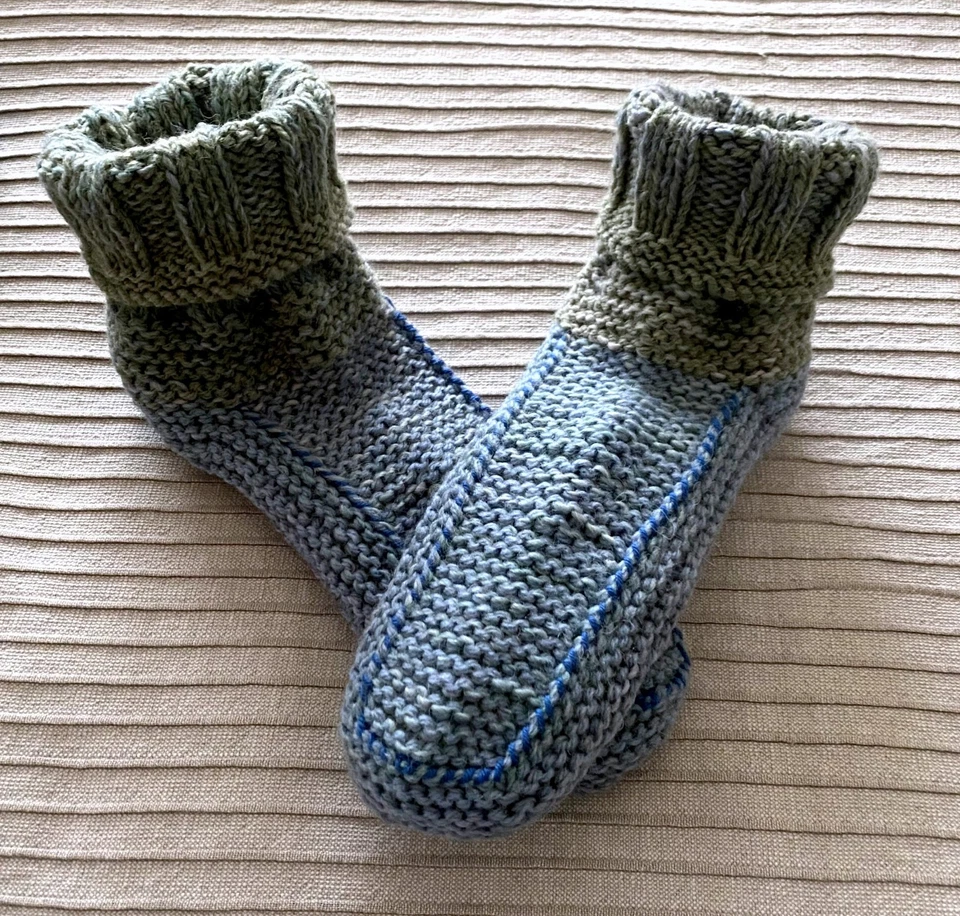 Handgestrickte sehr dicke warme Socken Puschen Sofasocken Stricksocken Gr. 43-45 - Bild 2 von 4