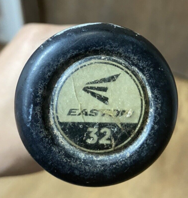 Batte Baseball Easton Mako Beast BBCOR - 32 Pouces 29 Oz - Composite - BB17MK