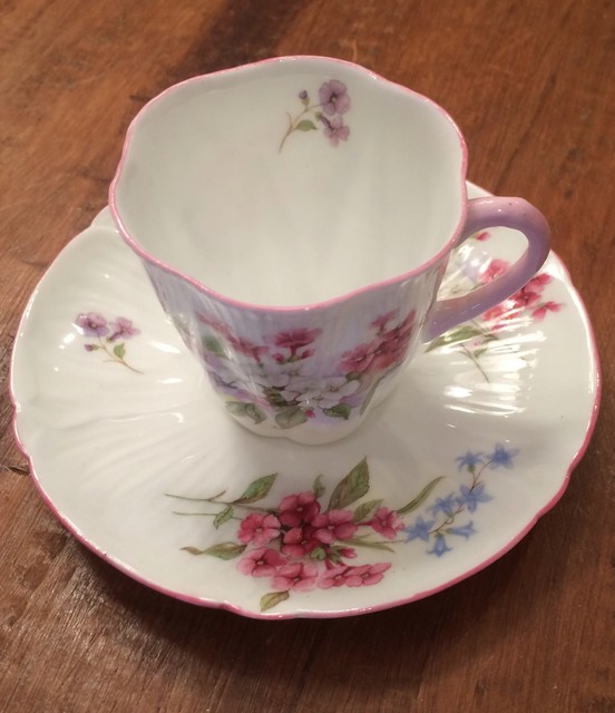 SHELLEY ENGLAND FINE BONE CHINA STOCKS PINK DEMITASSE CUP & SAUCER SET