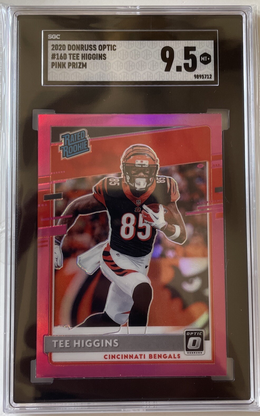 2020 OPTIC PINK TEE HIGGINS ROOKIE SGC 9.5 CINCINNATI BENGALS