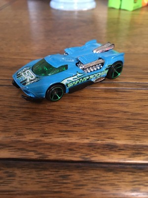 hot wheels maelstrom 2000