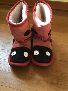 emu ladybug boots