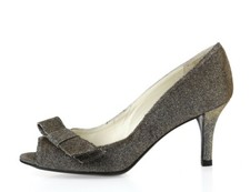 STUART WEITZMAN BOWOVER 227060 pyrnoc silver shimmer peep toe heels sz. 5 M