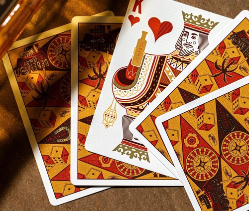 Theory11 Jeu De Cartes Casino Bebemos New Sealed Papier FSC Fabriqué Aux USA - Afbeelding 5 van 5
