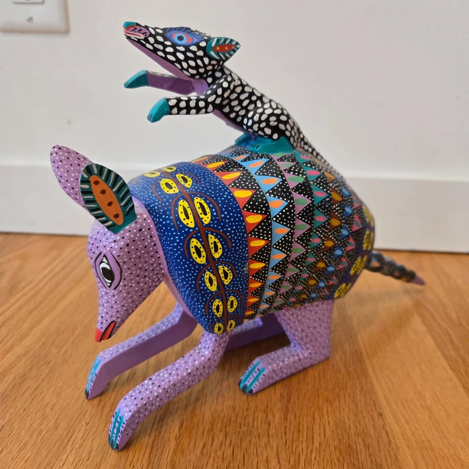 Oaxacan Alebrije Wood Carving Armadillo + Mouse? Signed Art Sculpture 8" x 12" - Image 3 of 4