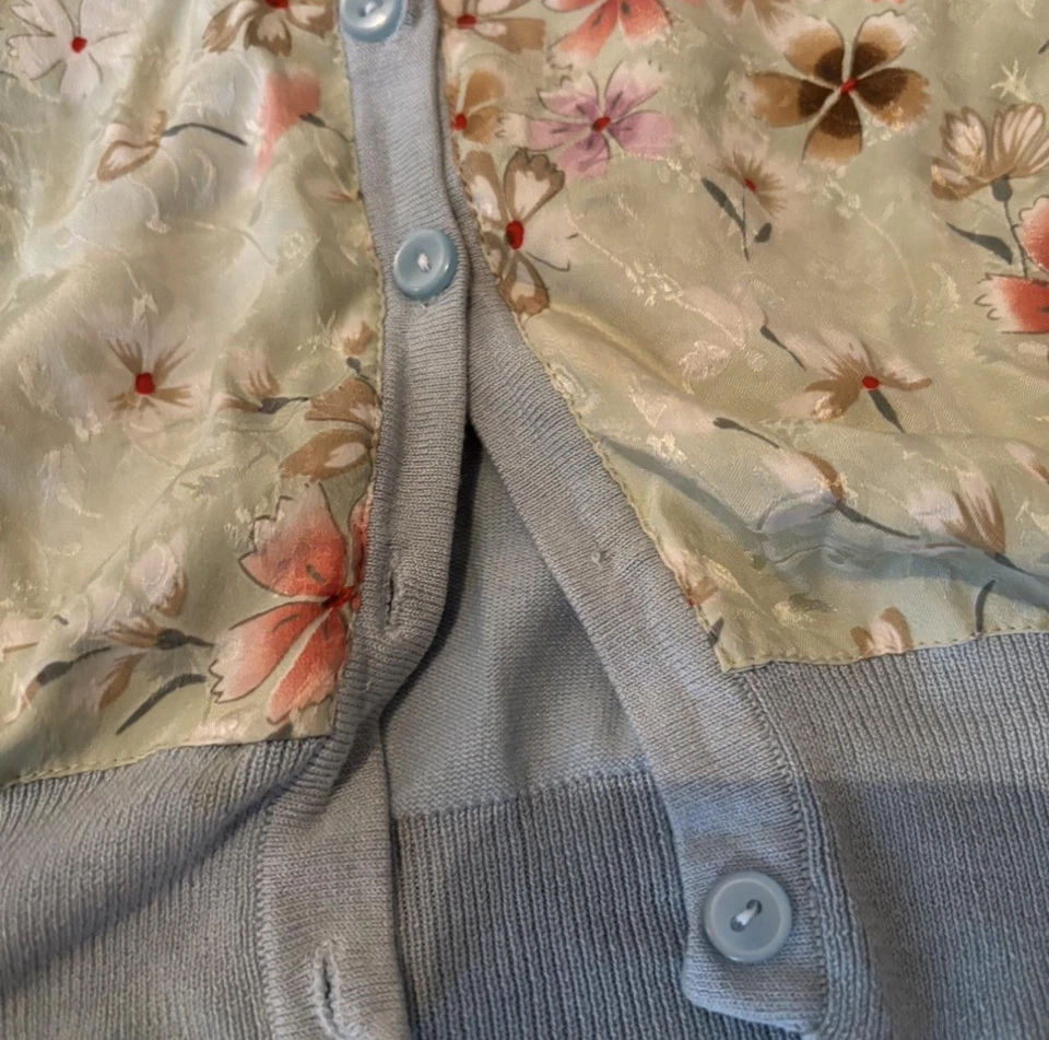 Cárdigan vintage Cottage Core Vertigo Paris floral mezcla seda para mujer mediano Foto 4 de 4