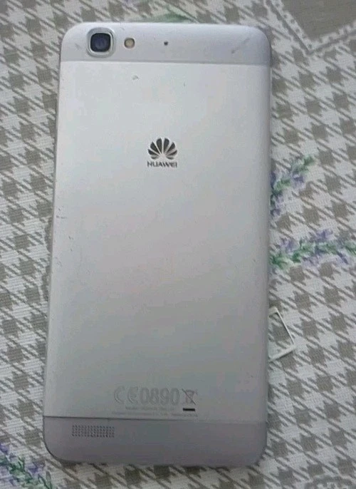 Huawei p8 lite smart (2019) dual sim, 4G, 10GB, funzionante ma da ricondizionare - Immagine 3 di 4
