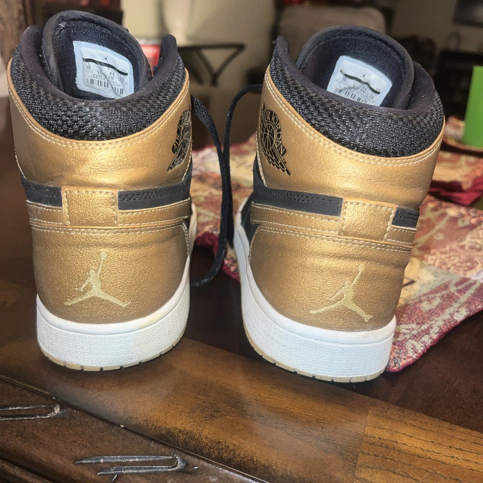 Talla 10 - Air Jordan 1 Retro Alto Melo - Ligeramente Usado, Sin Caja Foto 4 de 4