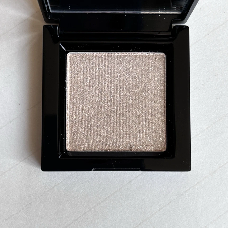 MAC SHEERSPARK PRESSED POWDER /- STYLISTICS - SOLITAIRE - BNIB - RARE & HTF! - Image 3 of 4