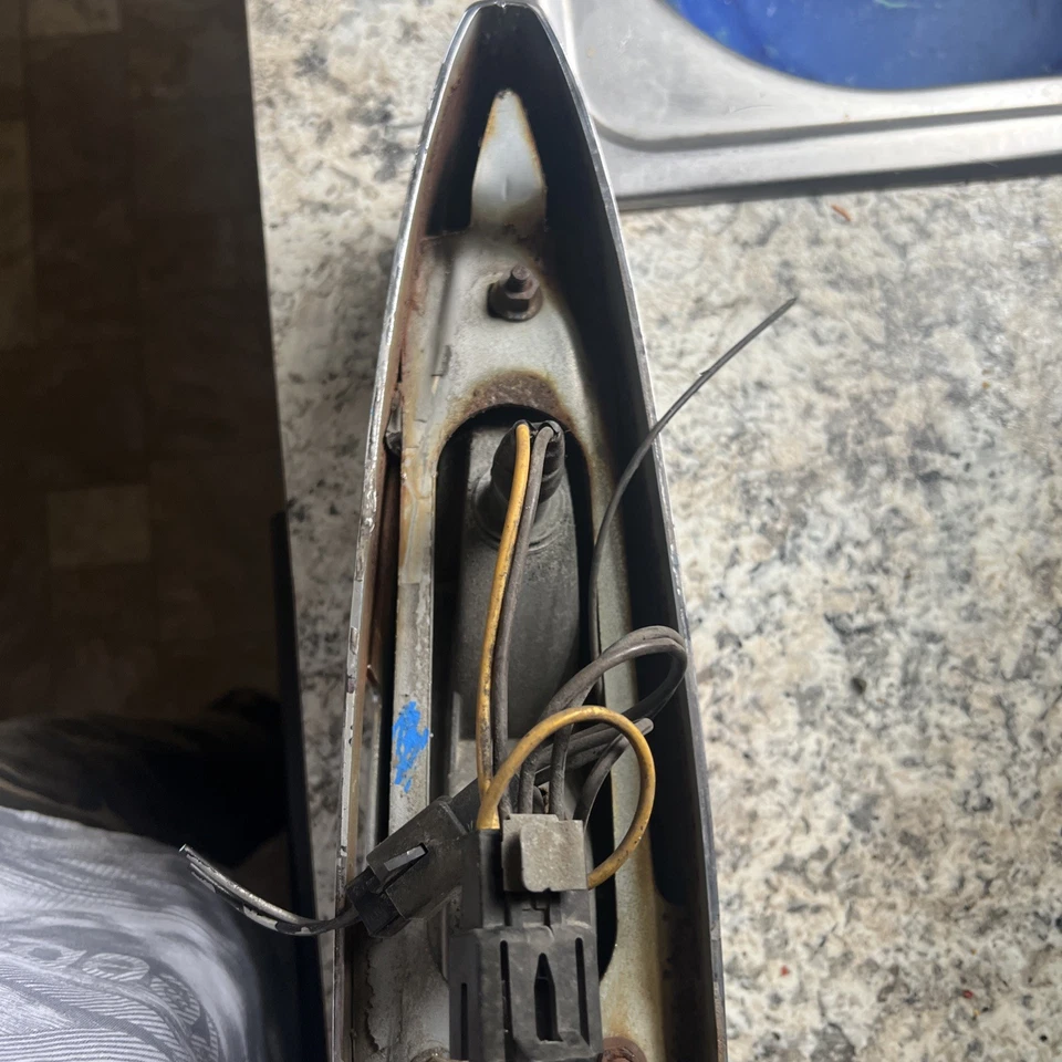 Cadillac 1978-1979 cupé Deville/Fleetwood conjunto de luces laterales derecho/pasajero Foto 4 de 4