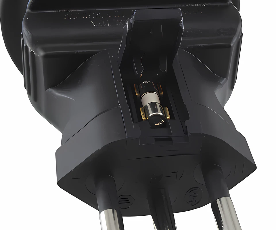 DINIC Reisestecker für die Schweiz, Adapter mit Sicherung 10A - Bild 3 von 4