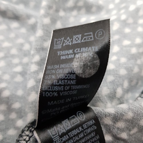 M&S Blouse Top Size 24 Black Polka Dot Stretch 3/4 Sleeve Casual Night Out - Picture 6 of 6