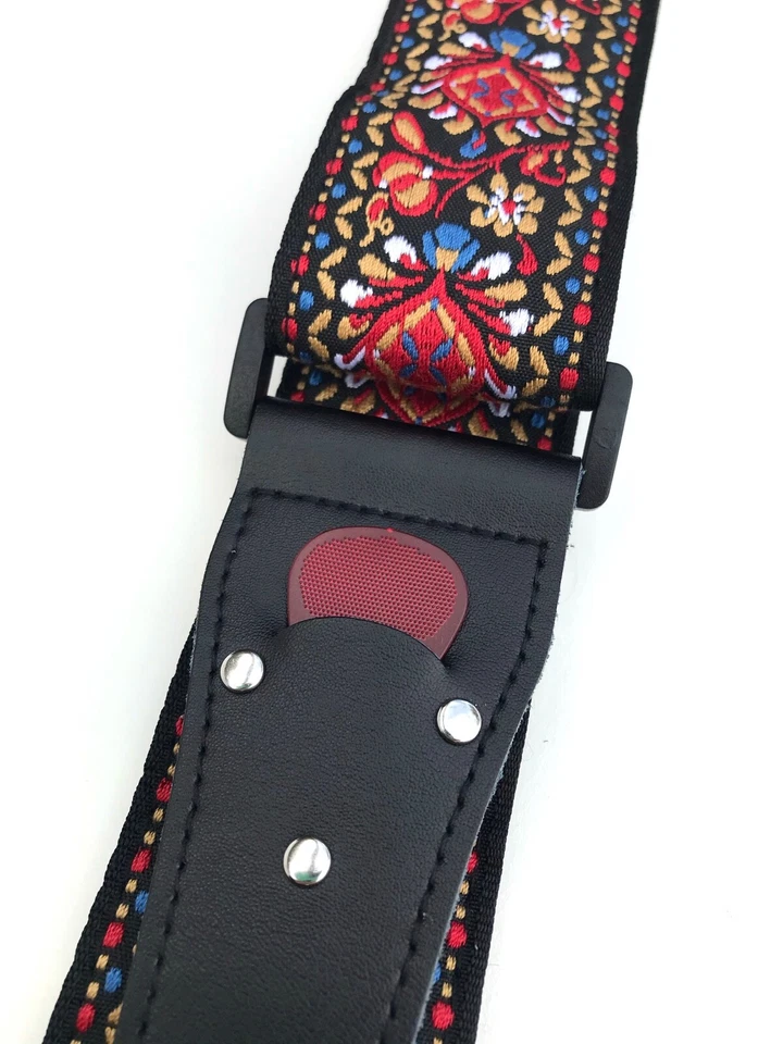 Ремешок гитарный плетеный Wedgie Jacquard с медиатором, красный с синими акцентами - Изображение 3 из 4