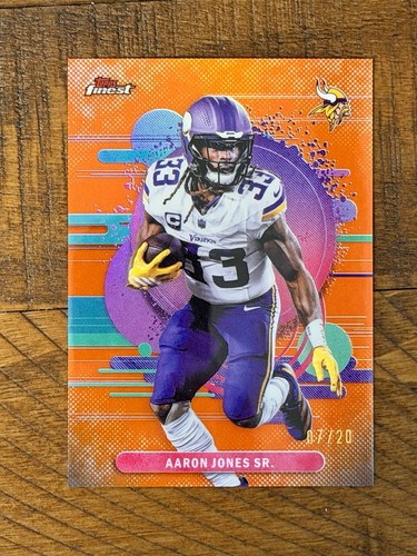 2025 Topps Finest Aaron Jones Sr. Uncommon Orange Refractor 07/20 Vikings #159