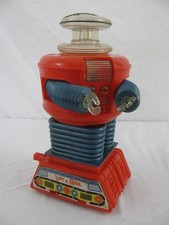 1966 Remco Lost in Space B-9 Class YM-3 Environmental Control Robot Works Read 