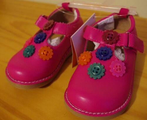 Gymboree Girls Flower Button Shoes NEW US 5 UK 4 - Picture 1 of 3
