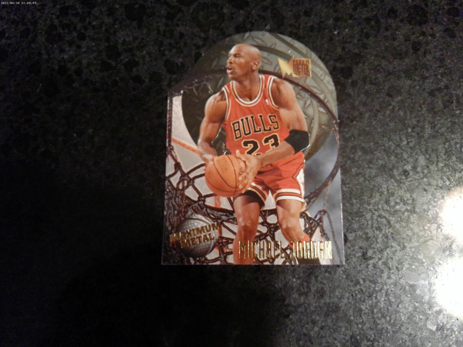 1995/96 FLEER METAL MAXIMUM METAL BASKETBALL MICHAEL JORDAN CARD