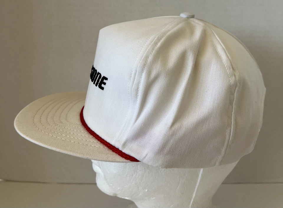 Sombrero Bridgestone Nuevo sin Etiquetas De Colección SnapBack Blanco Rojo Trenza Negro Bloque Deletreado Foto 3 de 4