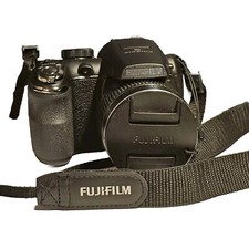 Fujifilm FinePix S4000 Digital Bridge Camera 30x Superwide Zoom Lens Tested