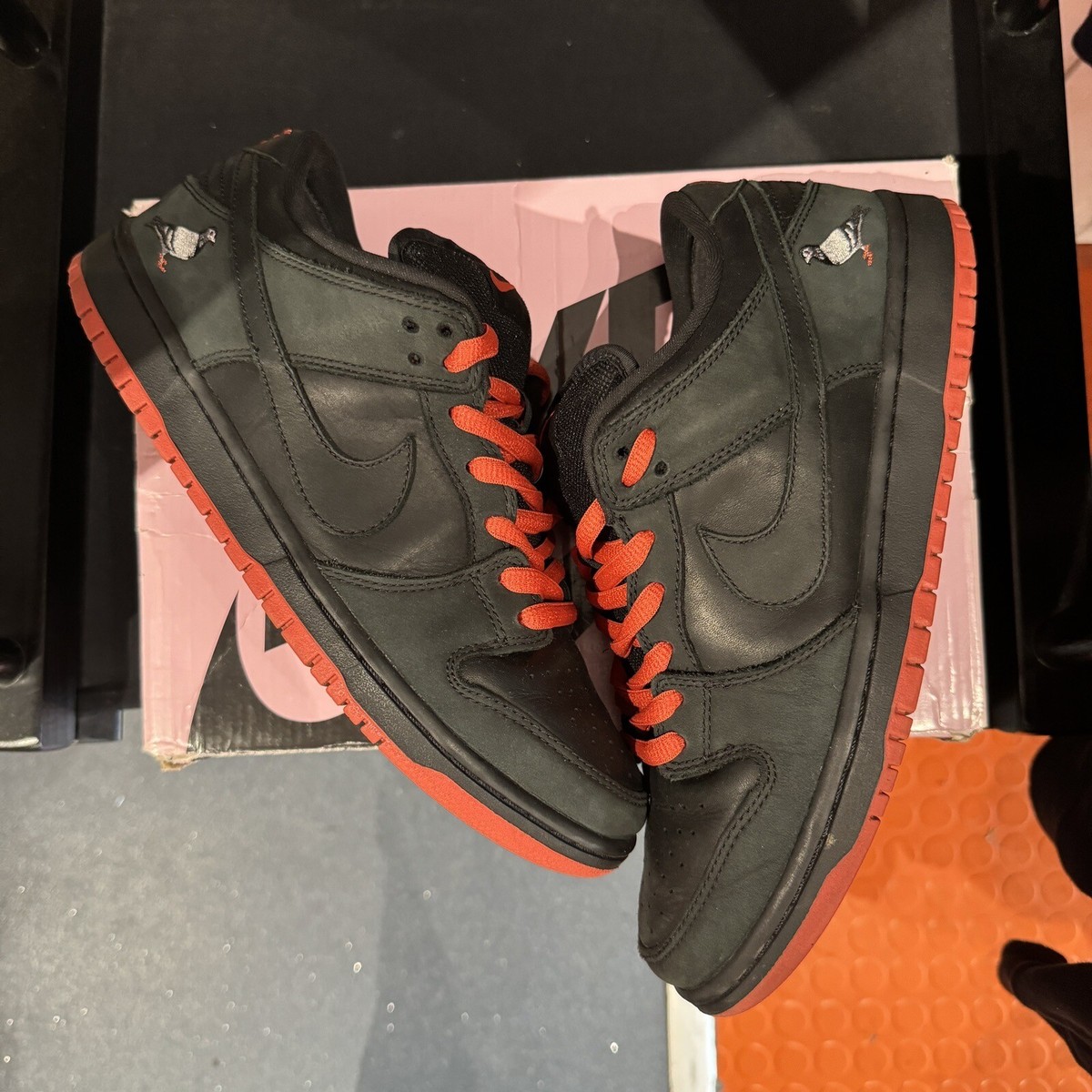 【最終価格】 STAPLE ×Nike SB Dunk Pigeon Black Nike SB Dunk Low Staple Panda Pigeon Men's - BV1310-013 - US