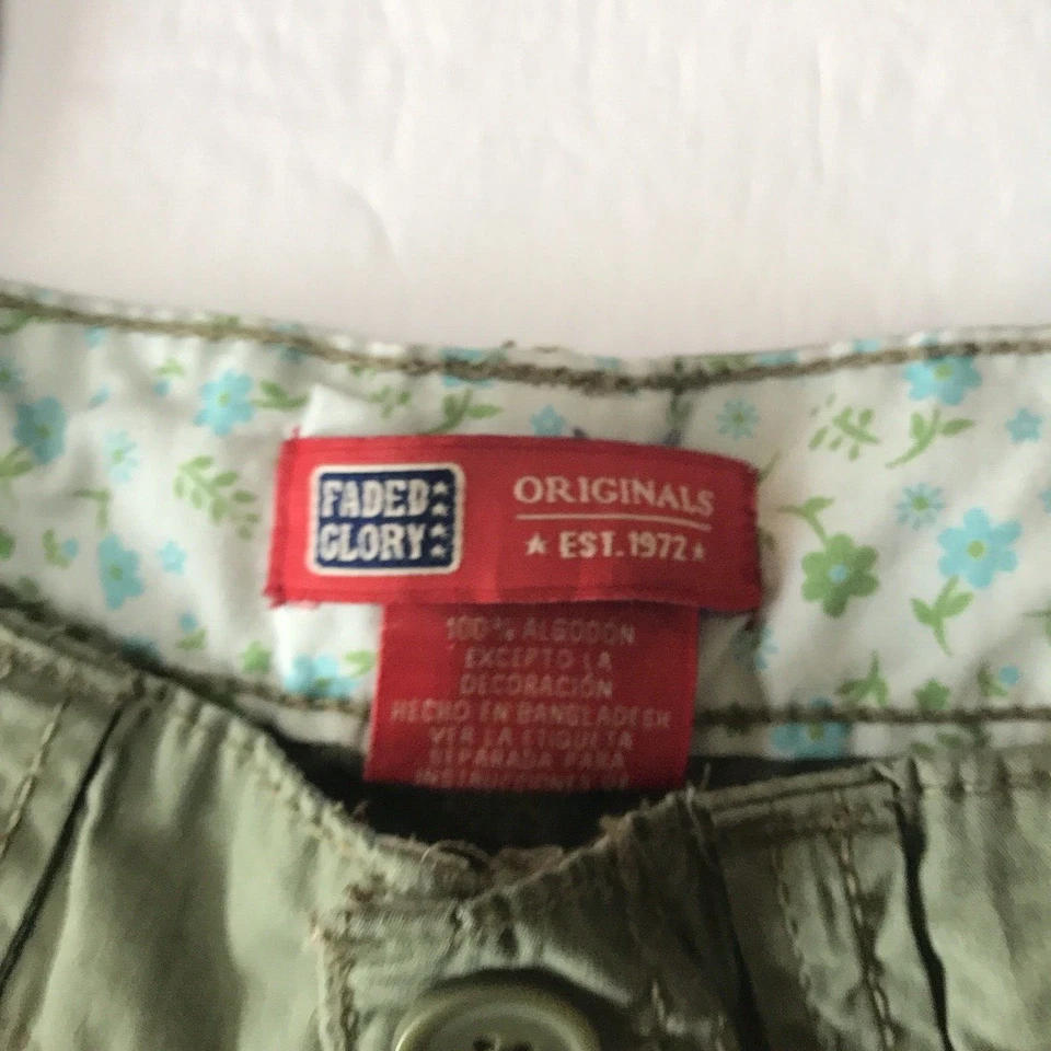 Pantalones de Carga Y2K Glory Desteñidos Niñas 16 Enrollables Verde Grunge Patinador Floral Senderismo Foto 4 de 4